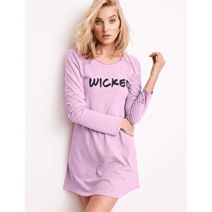 VICTORIA SECRET Long Sleeve Sleeping Tee